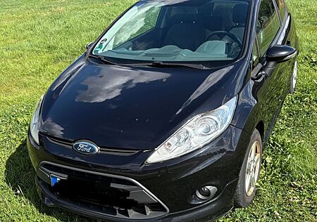 Ford Fiesta 1,6 Sport/Schwarz/Leder