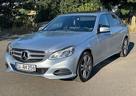Mercedes-Benz E 220 Mercedes E220 CDI Automatik | LED | Schiebedach