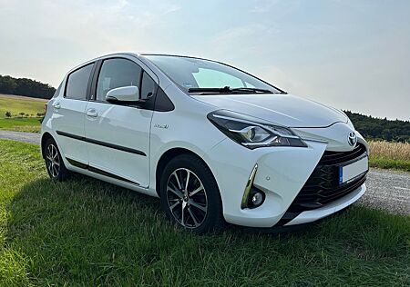 Toyota Yaris 1,5 Hybrid viele Extras 1.Hand Scheckheft