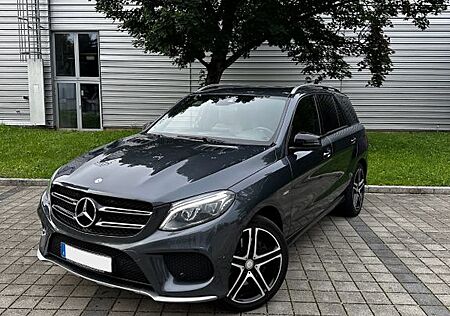 Mercedes-Benz GLE 450 AMG 4MATIC ALLES NEU! Sehr guter Zustand