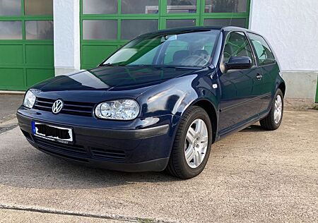 VW Golf Volkswagen 1.4 Basis