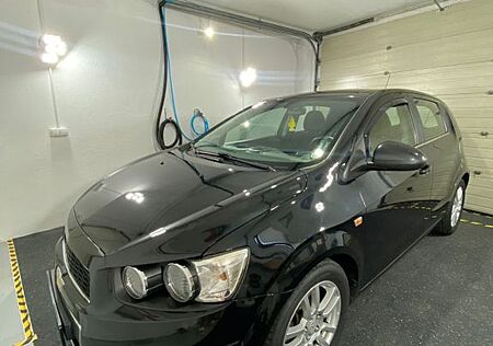 Chevrolet Aveo 1.6 LTZ AT LTZ
