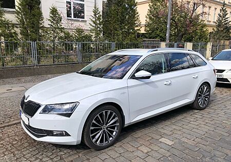 Skoda Superb 2.0 TDI L&K Combi Autom. 1. Hand 99tkm
