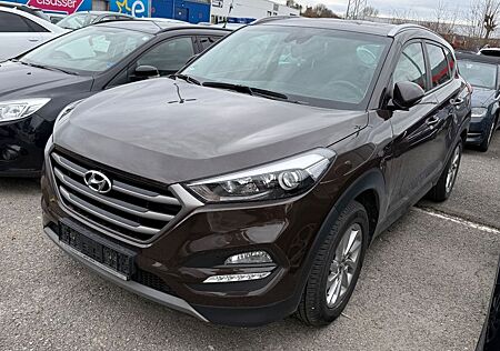 Hyundai Tucson Advantage 4WD, Euro 6, 88.000 KM,AHK,Navi