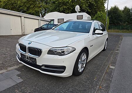 BMW 520d Touring/VollLeder/Pano/Navi/ElektrischeSitz