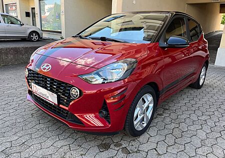 Hyundai i10 Intro Edition *Navi*Kamera*SZH*