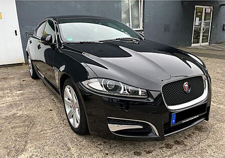 Jaguar XF 3.0 L V6 Diesel S - 8 Gangautomatik