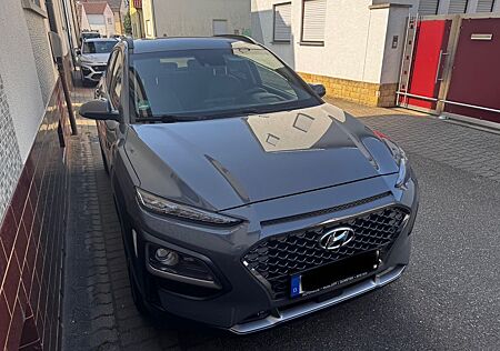Hyundai Kona 1.6 T-GDI Premium DCT 2WD Premium