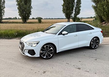 Audi A3 35 TFSI S tronic S line Limousine S line