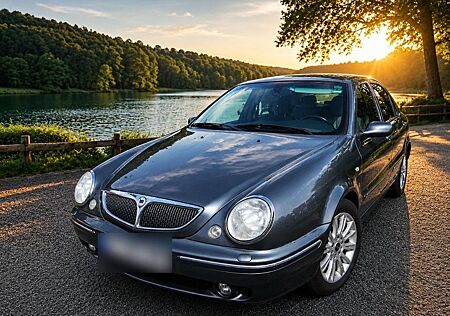 Lancia Lybra 2.0 LX comfortronic LX