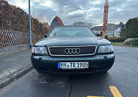 Audi A8 2,8l Automatik Xenon TÜV 9-2027