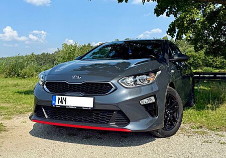 Kia Cee'd / Ceed 1.4 T-GDI DCT Vision Vision