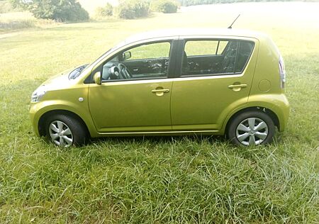 Daihatsu Sirion 1.3 - Klima + Automatik