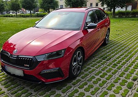 Skoda Octavia 2.0 TSI DSG RS PLUS COMBI RS PLUS