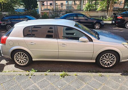 Opel Signum Cosmo Plus 2.2 Direct MT-6 Cosmo Plus