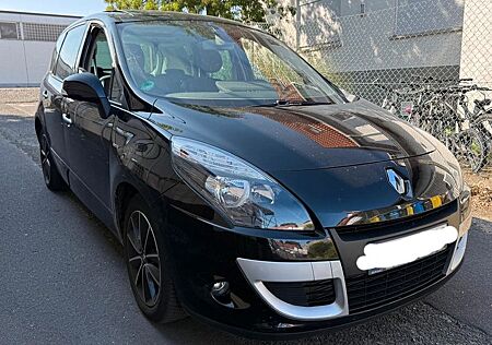 Renault Scenic III BOSE Edition/NAVI/TÜV 2/27/PANO