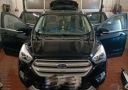 Ford Kuga 1,5 EcoBoost 4x4 134kW Trend Autom. Trend