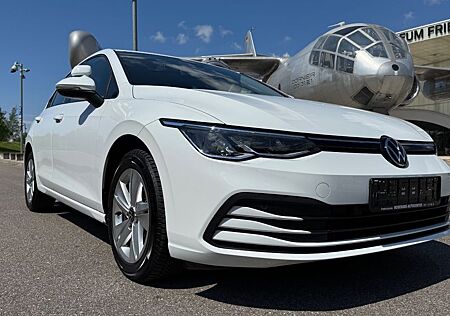 VW Golf Volkswagen VIII Lim. Life LED/NAVI/1.Hand/MwSt/2.0 TDI