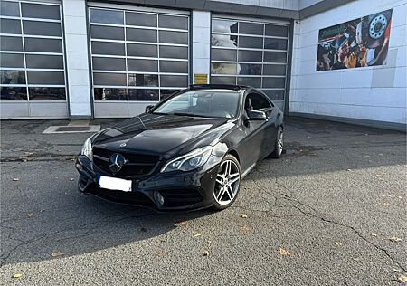 Mercedes-Benz E 350 Coupé BlueTEC -AMG Paket- Distronic+ -VoLL
