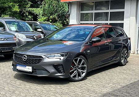 Opel Insignia B Sports Tourer GSi 4x4 AUTOMATIK LEDER