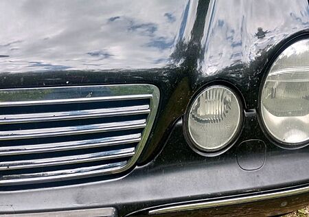 Mercedes-Benz 270