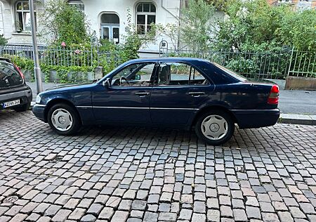 Mercedes-Benz C 180 ELEGANCE Elegance