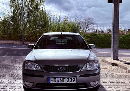 Ford Mondeo 1.8 SCI 96 kW Ghia Ghia