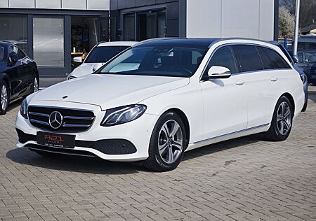 Mercedes-Benz E 220 d Avantgarde Pano|AHK|ACC+|LED|Navi|Cam