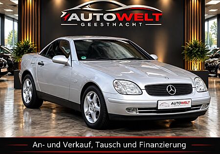 Mercedes-Benz SLK 200 1Hand,31TKM,Autom,Leder,TÜV+Insp Neu TOP