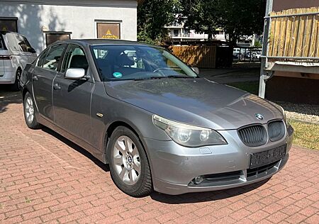 BMW 520i -