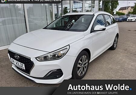 Hyundai i30 i30cw Trend 1.6 CRDi Rückfahrkam./Sitzheizung/Ca