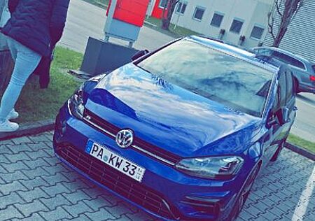 VW Golf Volkswagen R 2.0 TSI DSG 4MOTION