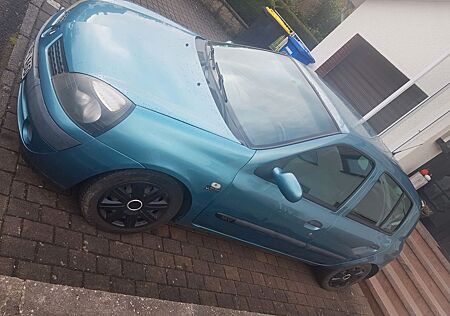 Renault Clio 1.2 16V