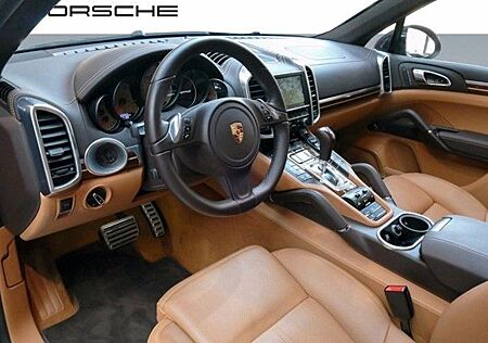 Porsche Cayenne S Diesel S Super Ausstattung sehr gepfl.