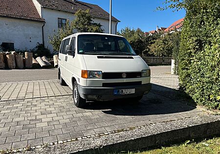 VW T4 Volkswagen Transporter / Kombi