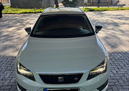 Seat Leon ST 2.0 TDI 135kW FR DSG FR