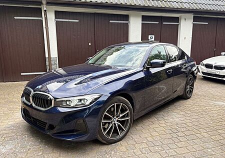BMW 320 3 Lim. xDrive Schiebedach HiFi KeyGO Memory