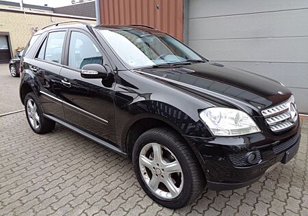 Mercedes-Benz ML 320 CDI, Autom., Schiebedach, Leder/Alcantara