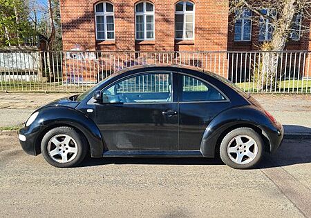 VW New Beetle Volkswagen 2.0 Standard