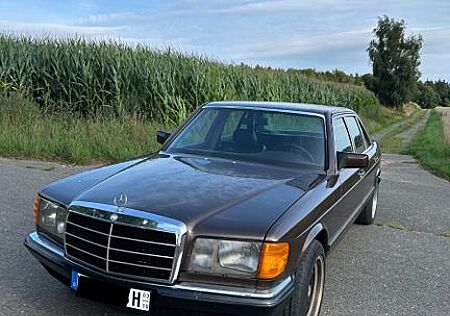 Mercedes-Benz 380 W126 SEL