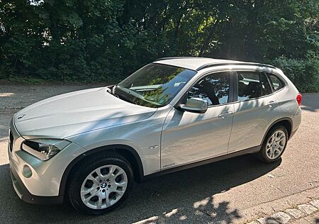 BMW X1 sDrive18i - TÜV Neu bis 07/2027