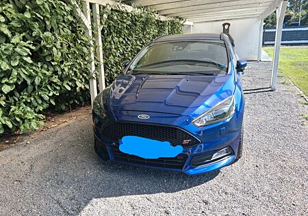 Ford Focus 2,0 EB ST Leder-Sport-Paket Turnier ST