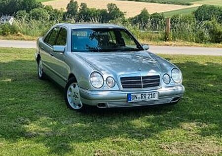 Mercedes-Benz E 430 ELEGANCE Elegance