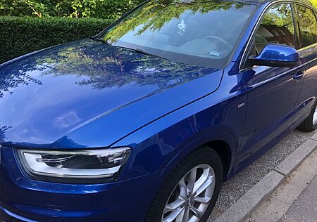 Audi Q3 2.0 TDI 130kW S tronic quattro -Sonderlack ,