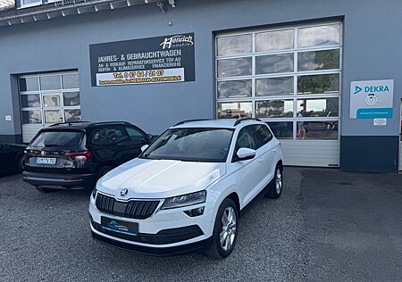 Skoda Karoq Style 4x4 DSG Navi ACC DCC PDC LED SHZ 18"