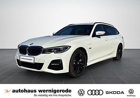 BMW 330e 3er M Sport Laser/Pano/AHK/HUD
