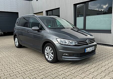 VW Touran Volkswagen 2.0 TDI SCR DSG Highline