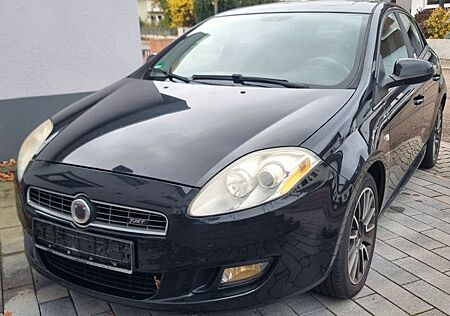 Fiat Bravo 1.4 T-JET 16V, 120 PS, 8-fach Bereifung