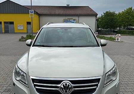 VW Tiguan Volkswagen 2.0 TDI DSG 4MOTION Team