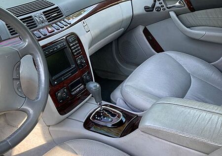 Mercedes-Benz S 430 -